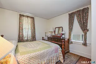 64 Le Grande Ave, Greenwich, CT 06830 - Photo 9