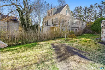 64 Le Grande Avenue, Greenwich, CT 06830 - Photo 17