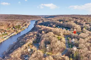 166 Thoreau Dr, Shelton, CT 06484 - Photo 37