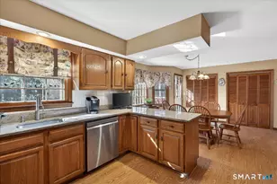 166 Thoreau Dr, Shelton, CT 06484 - Photo 5