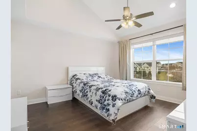 185 Brentwood Circle #185, Danbury, CT 06810 - Photo 17