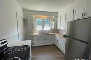 142 Liberty St, Southington, CT 06489 - Photo 5