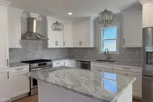 11 S Strong St, East Haven, CT 06513 - Photo 9