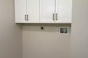 11 S Strong St, East Haven, CT 06513 - Photo 29