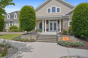 302 Center Meadow Ln, Danbury, CT 06810 - Photo 25