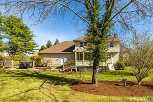 10 Eastfield Farms Dr, East Granby, CT 06026 - Photo 7