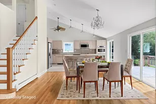 37 W Normandy Dr, West Hartford, CT 06107 - Photo 9