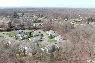 98 Dibble Hollow Ln, Windsor Locks, CT 06096 - Photo 15