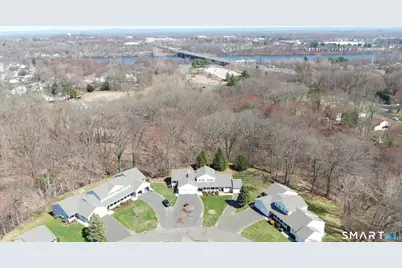 98 Dibble Hollow Lane #98, Windsor Locks, CT 06096 - Photo 9