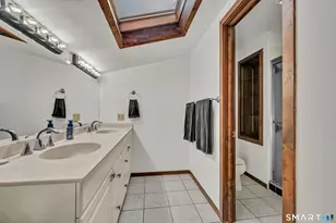 11 Spruce Mountain Trail, Danbury, CT 06810 - Photo 21