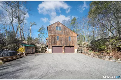 11 Spruce Mountain Trail, Danbury, CT 06810 - Photo 3
