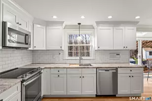 245 Bell St, Glastonbury, CT 06033 - Photo 11