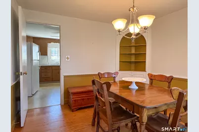 298 Murray Street, Meriden, CT 06450 - Photo 13