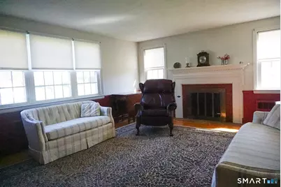 298 Murray Street, Meriden, CT 06450 - Photo 7