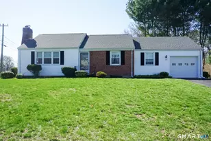 298 Murray St, Meriden, CT 06450 - Photo 3