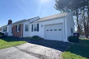 298 Murray St, Meriden, CT 06450 - Photo 39