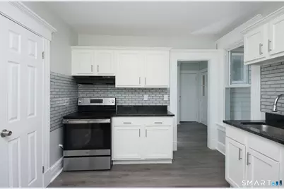 75 Wilcox Avenue, Meriden, CT 06451 - Photo 9