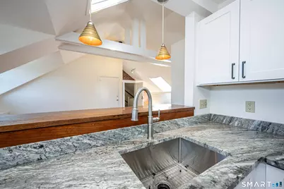 148 Everit Street #F, New Haven, CT 06511 - Photo 9