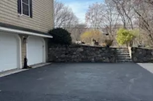 1620 N Peters Ln, Stratford, CT 06614 - Photo 3