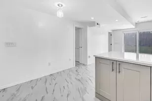 1620 N Peters Ln, Stratford, CT 06614 - Photo 9