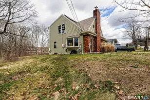 112 Orchard St, Meriden, CT 06450 - Photo 3