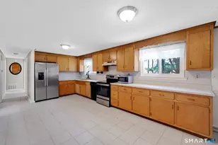 665 Goodwin St, East Hartford, CT 06108 - Photo 19