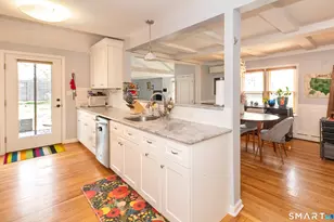 338 S Elm St, Wallingford, CT 06492 - Photo 5