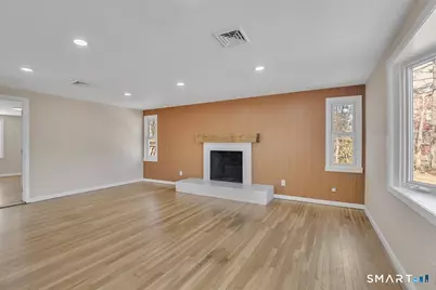 822 Slater Road, New Britain, CT 06053 - Photo 7