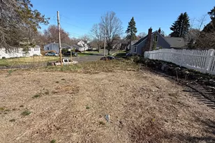 83 Tower St, Milford, CT 06460 - Photo 17