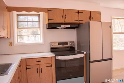 5 Assumption Street, New Haven, CT 06513 - Photo 3