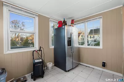 948 Wayne Street, Bridgeport, CT 06606 - Photo 37