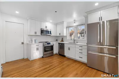 948 Wayne Street, Bridgeport, CT 06606 - Photo 17