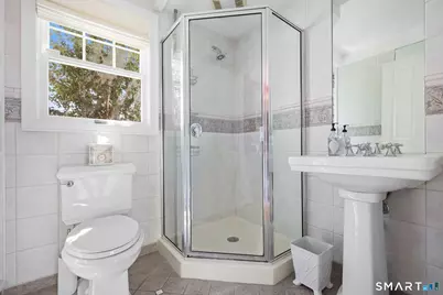 49 Buena Vista Street, Stamford, CT 06907 - Photo 9