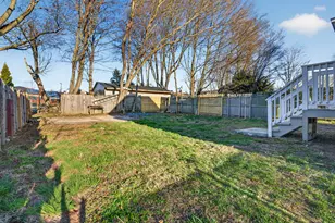 12 Clover Ct, New London, CT 06320 - Photo 7