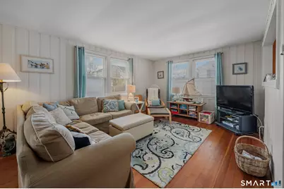 8 Biscayne Boulevard, Old Lyme, CT 06371 - Photo 15