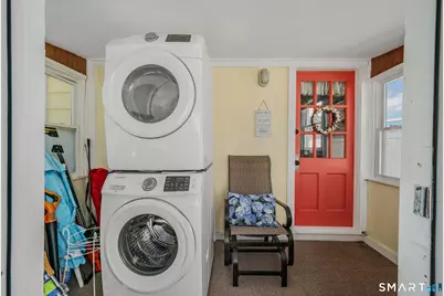 8 Biscayne Boulevard, Old Lyme, CT 06371 - Photo 21