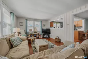 8 Biscayne Blvd, Old Lyme, CT 06371 - Photo 13