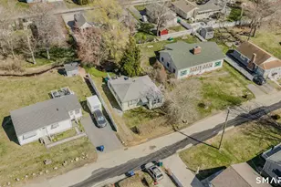 8 Biscayne Blvd, Old Lyme, CT 06371 - Photo 35