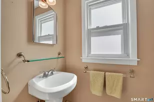 20 Hill Farm Rd, Bloomfield, CT 06002 - Photo 23