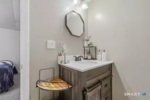 38 Groton Long Point Rd, Groton, CT 06340 - Photo 31