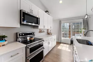 603 Hopeville Rd, Griswold, CT 06351 - Photo 7