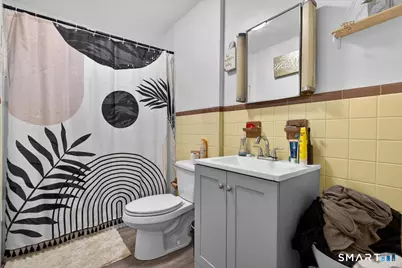 429 Thompson Avenue, East Haven, CT 06512 - Photo 13