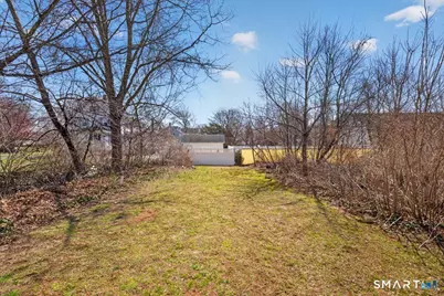 429 Thompson Avenue, East Haven, CT 06512 - Photo 21