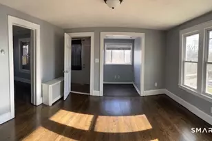 217 Hillcrest Rd, Bridgeport, CT 06606 - Photo 7