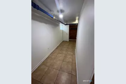 217 Hillcrest Road, Bridgeport, CT 06606 - Photo 27