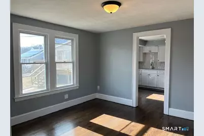 217 Hillcrest Road, Bridgeport, CT 06606 - Photo 9