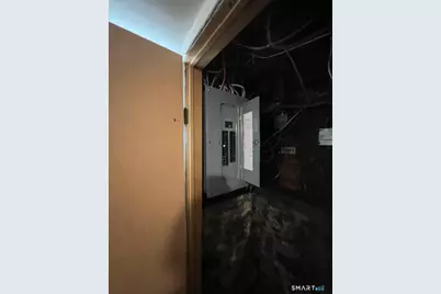 217 Hillcrest Road, Bridgeport, CT 06606 - Photo 33