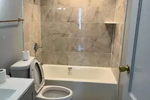 217 Hillcrest Rd, Bridgeport, CT 06606 - Photo 21