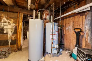 21 Lewiston Ave, Windham, CT 06226 - Photo 21