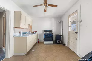 32 Greenwood St, Naugatuck, CT 06770 - Photo 33